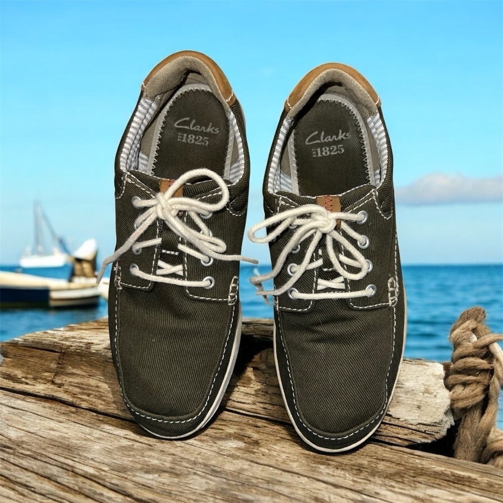 Clarks Est 1825 Men's Green Loafers